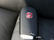 2013款 2.4L 兩驅(qū)豪華導(dǎo)航版 2013款 2.4L 兩驅(qū)豪華導(dǎo)航版