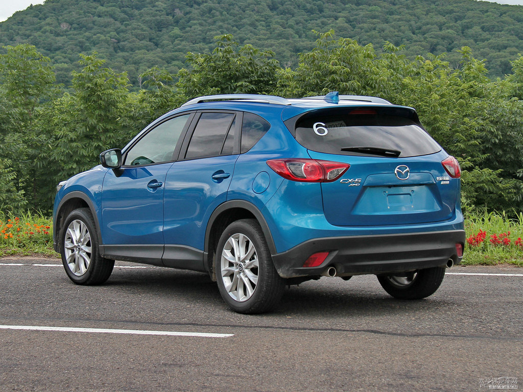 創(chuàng)馳藍(lán)馬自達(dá)CX-5整車(chē)外觀外觀圖片