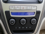2012款 1.8L 手動(dòng) 兩驅(qū)行政版  2012款 1.8L 手動(dòng) 兩驅(qū)行政版