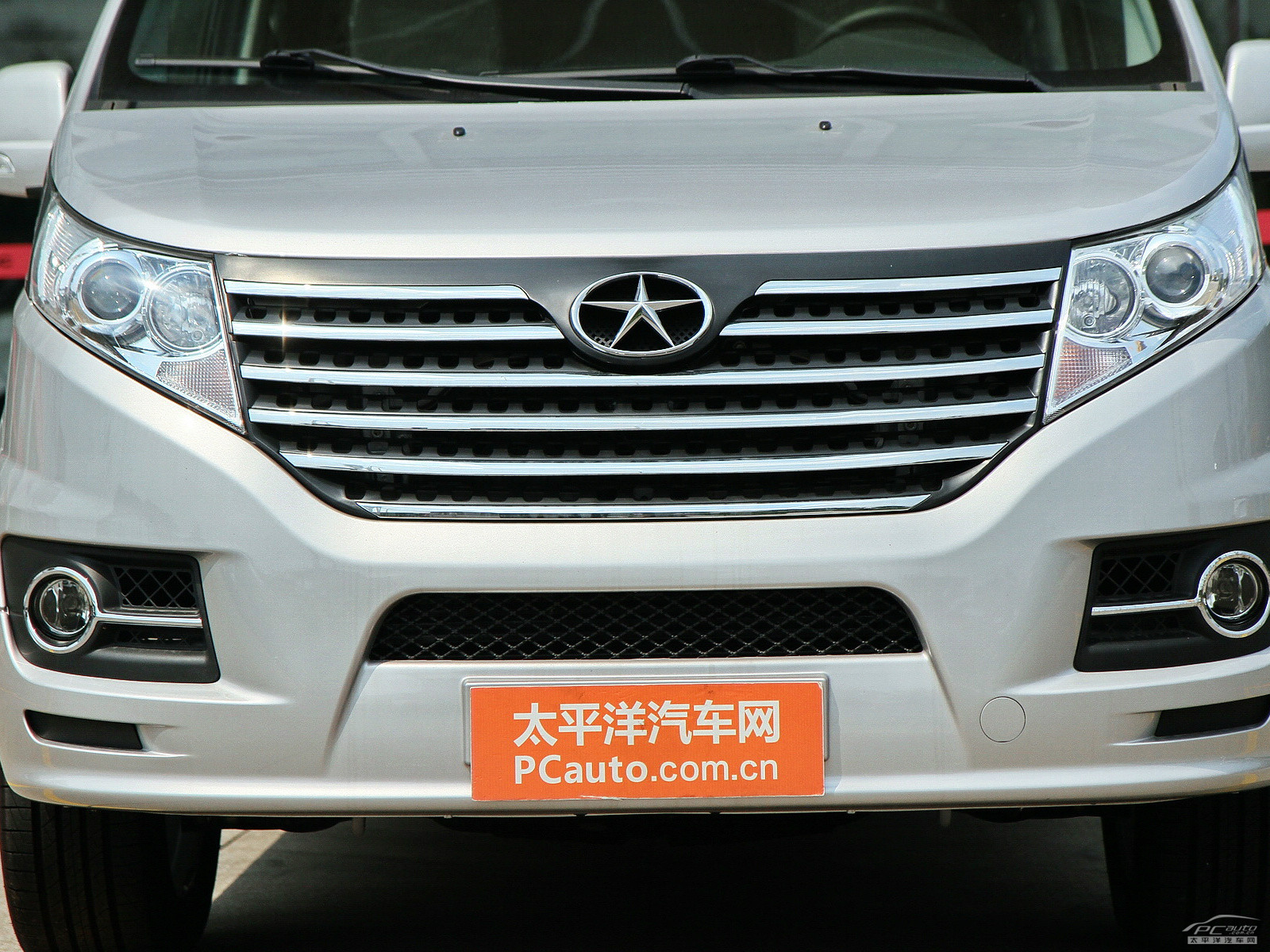 瑞風(fēng)M5外觀高清大圖