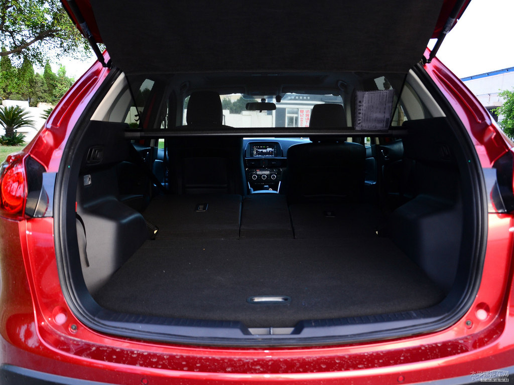 激情紅馬自達(dá)CX-5后備廂空間圖片