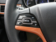 2013款 1.5L CVT 女性版 精英型 2013款 1.5L CVT 女性版 精英型
