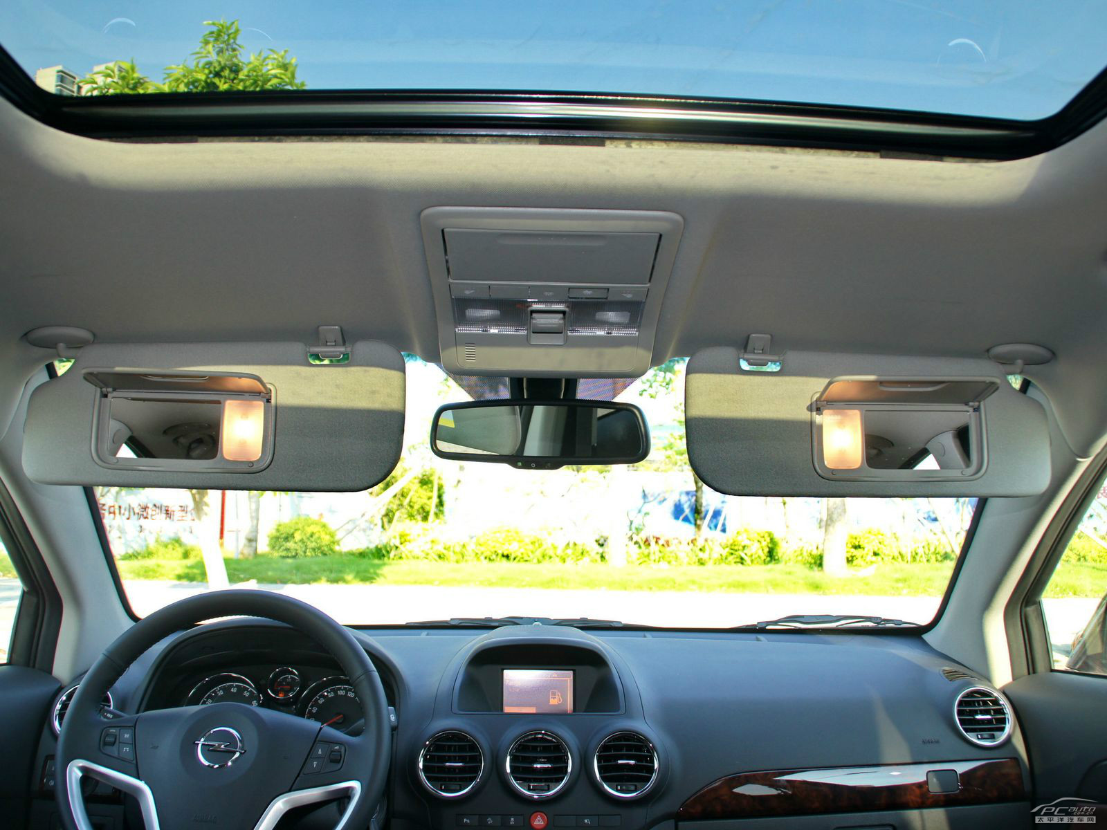 安德拉內(nèi)飾高清大圖