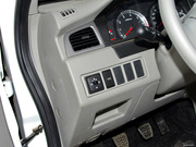 2013款 1.3L MT 豪華型帶氣囊