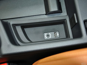 2013款 改款 328Li 豪華設(shè)計(jì)套裝