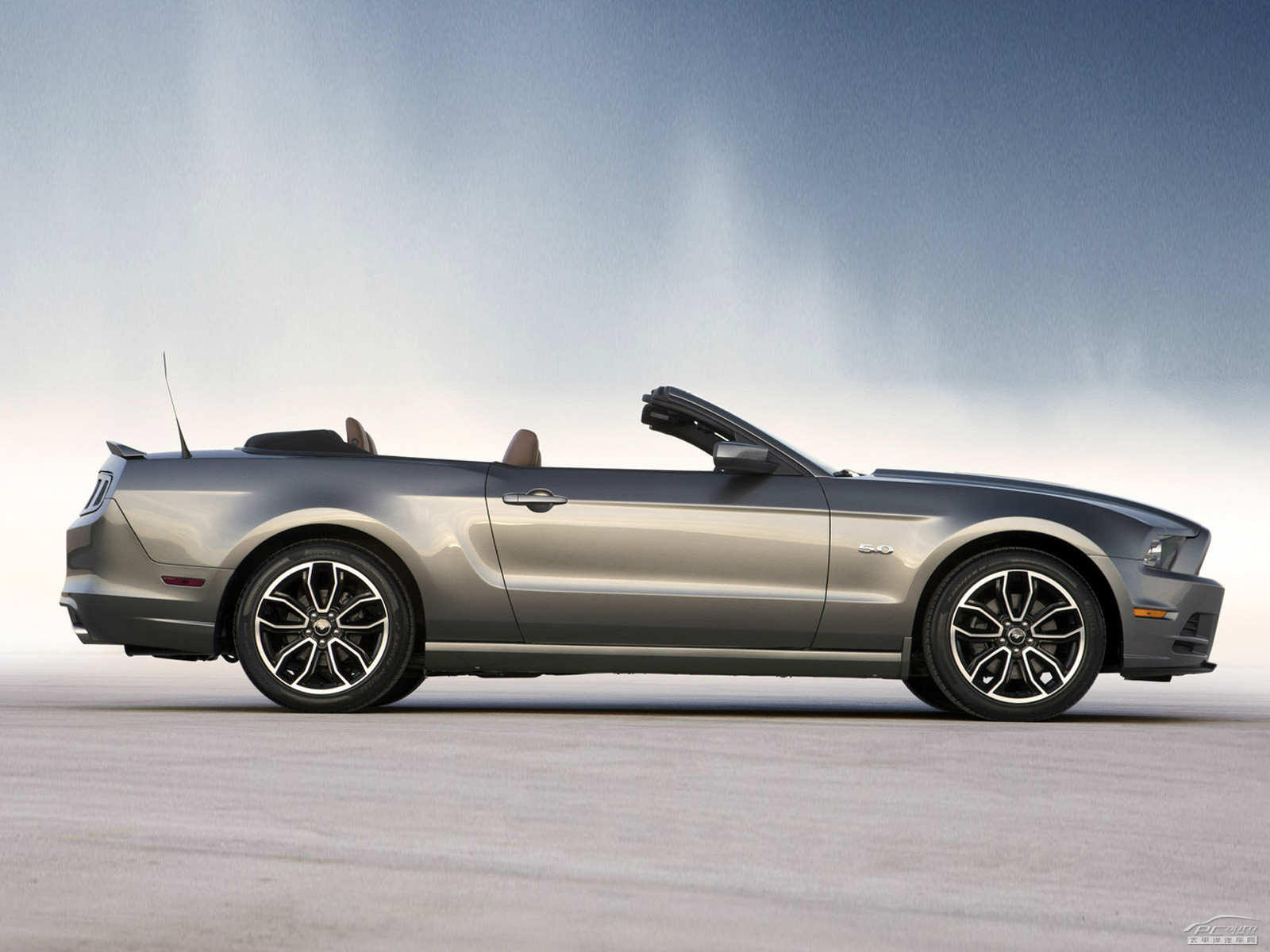 福特Mustang細節(jié)高清大圖