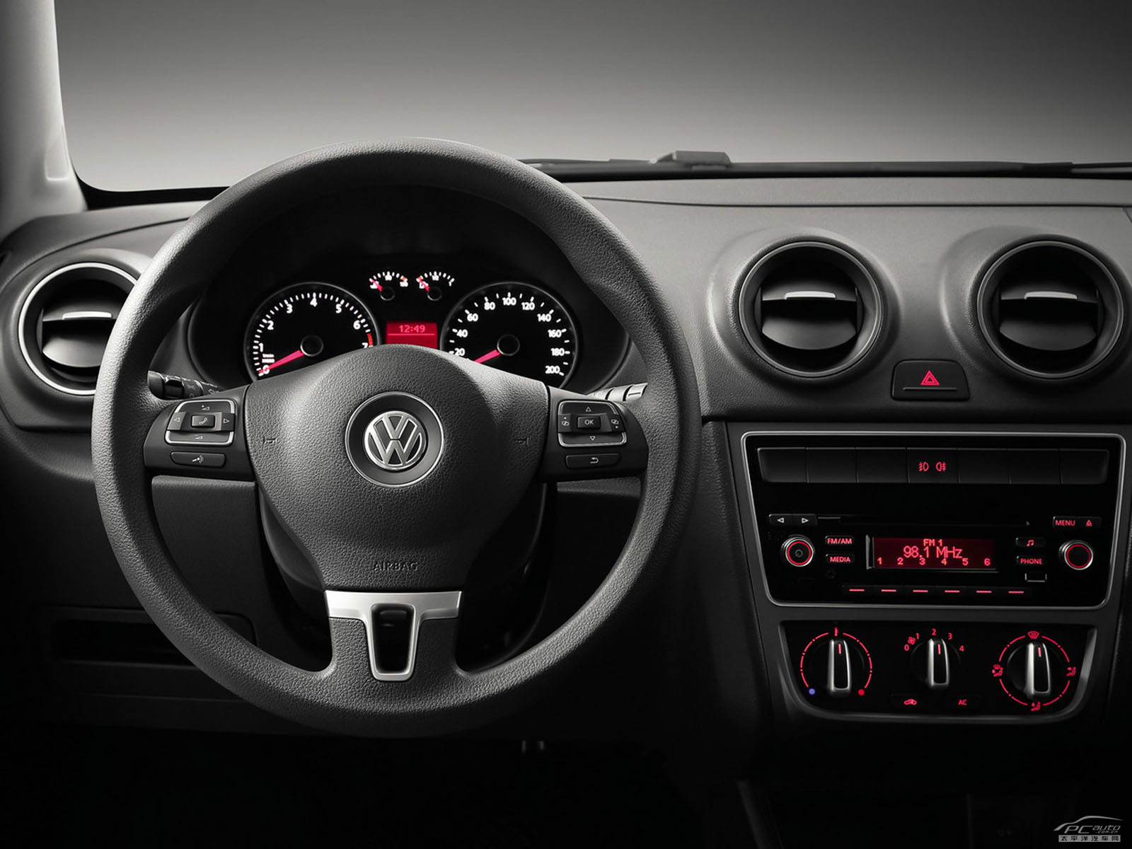 高爾(海外)內(nèi)飾高清大圖