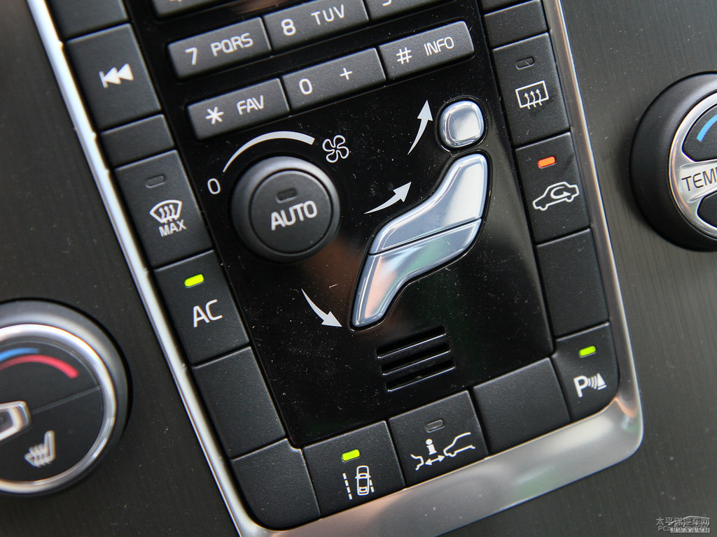 ˮ֠XC60(M)п؃(ni)DƬ