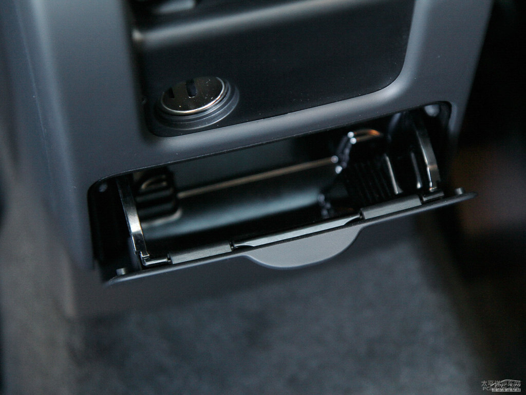 ˮ֠XC60(M(jn))(ch)ggDƬ