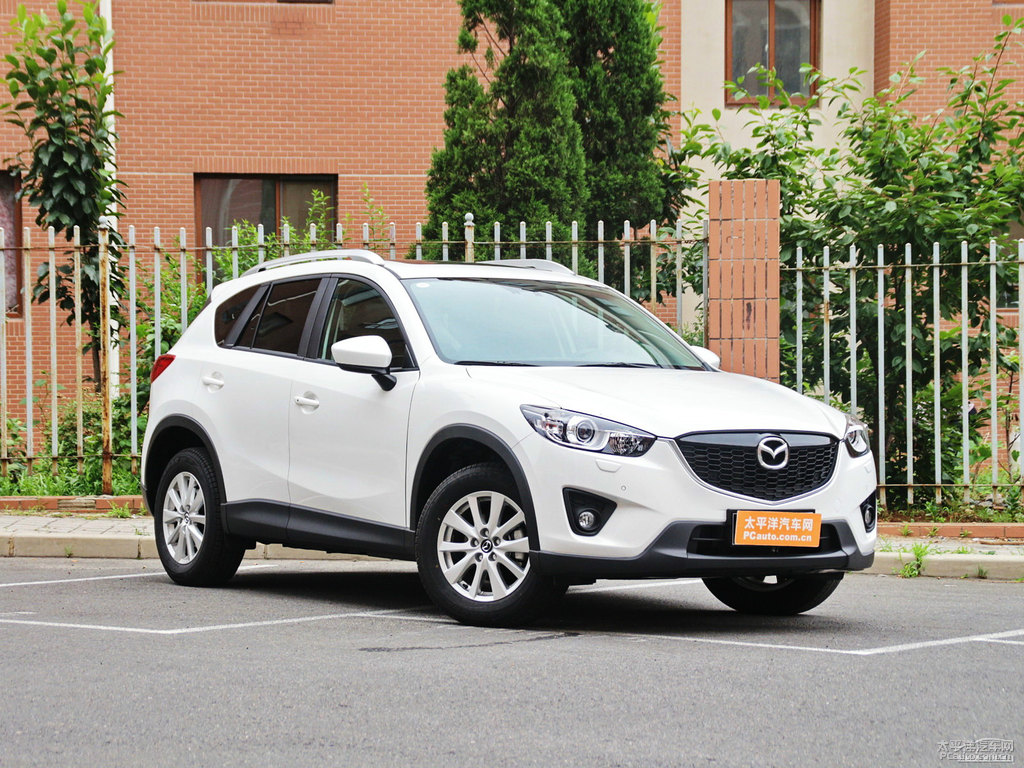 珠光白馬自達(dá)CX-5整車外觀外觀圖片