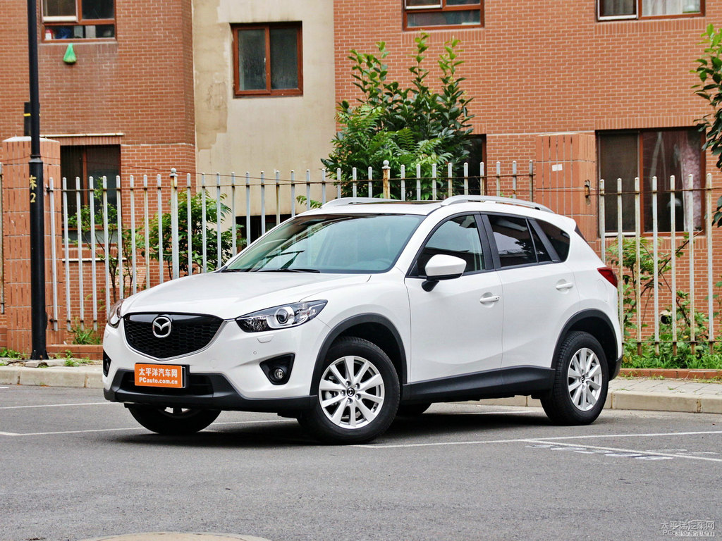 珠光白馬自達CX-5整車外觀外觀圖片