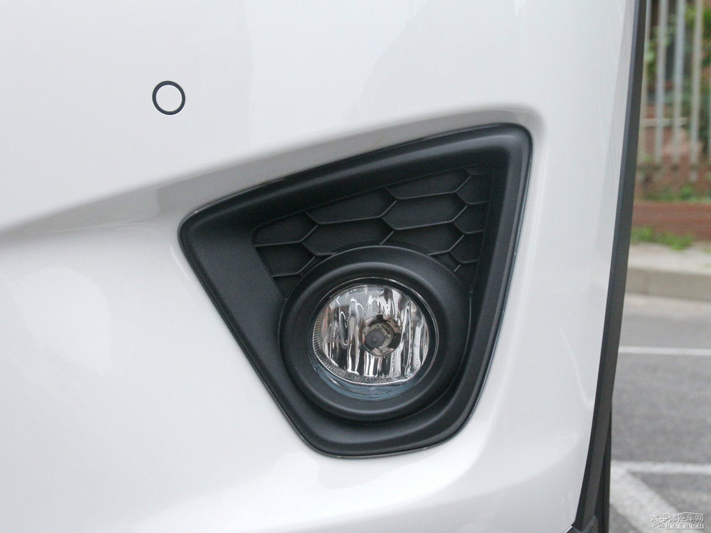 珠光白馬自達(dá)CX-5車頭外觀圖片