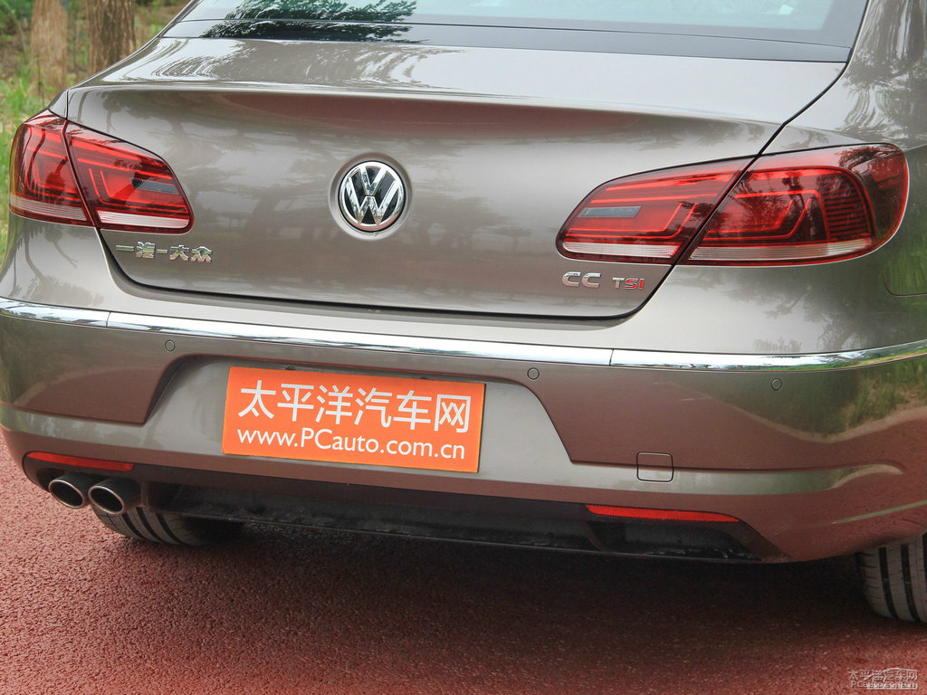 開羅金大眾CC車尾外觀圖片