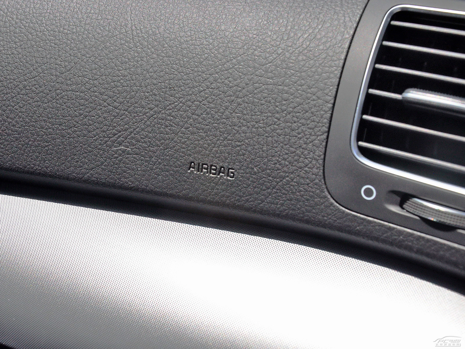 索蘭托內(nèi)飾高清大圖