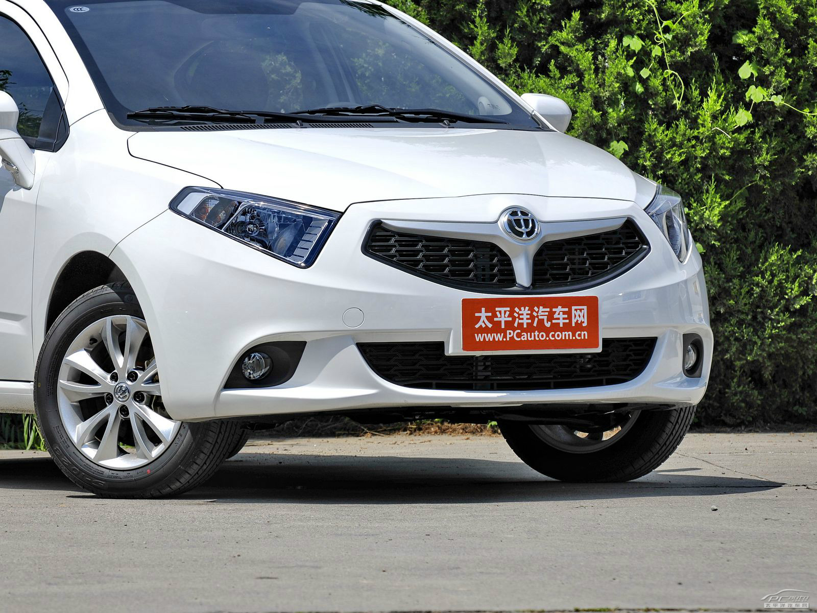中華H220外觀高清大圖