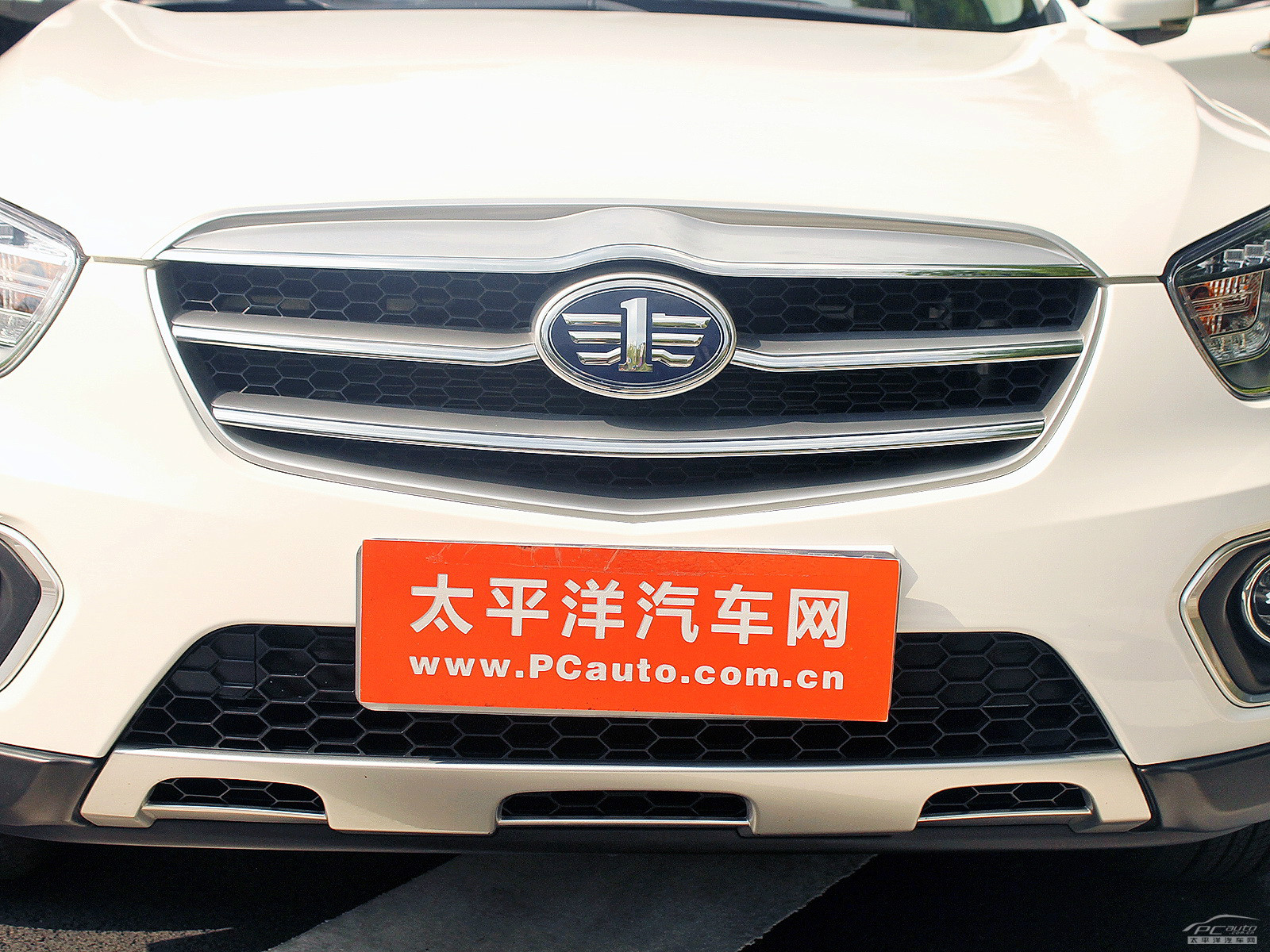 奔騰X80外觀高清大圖