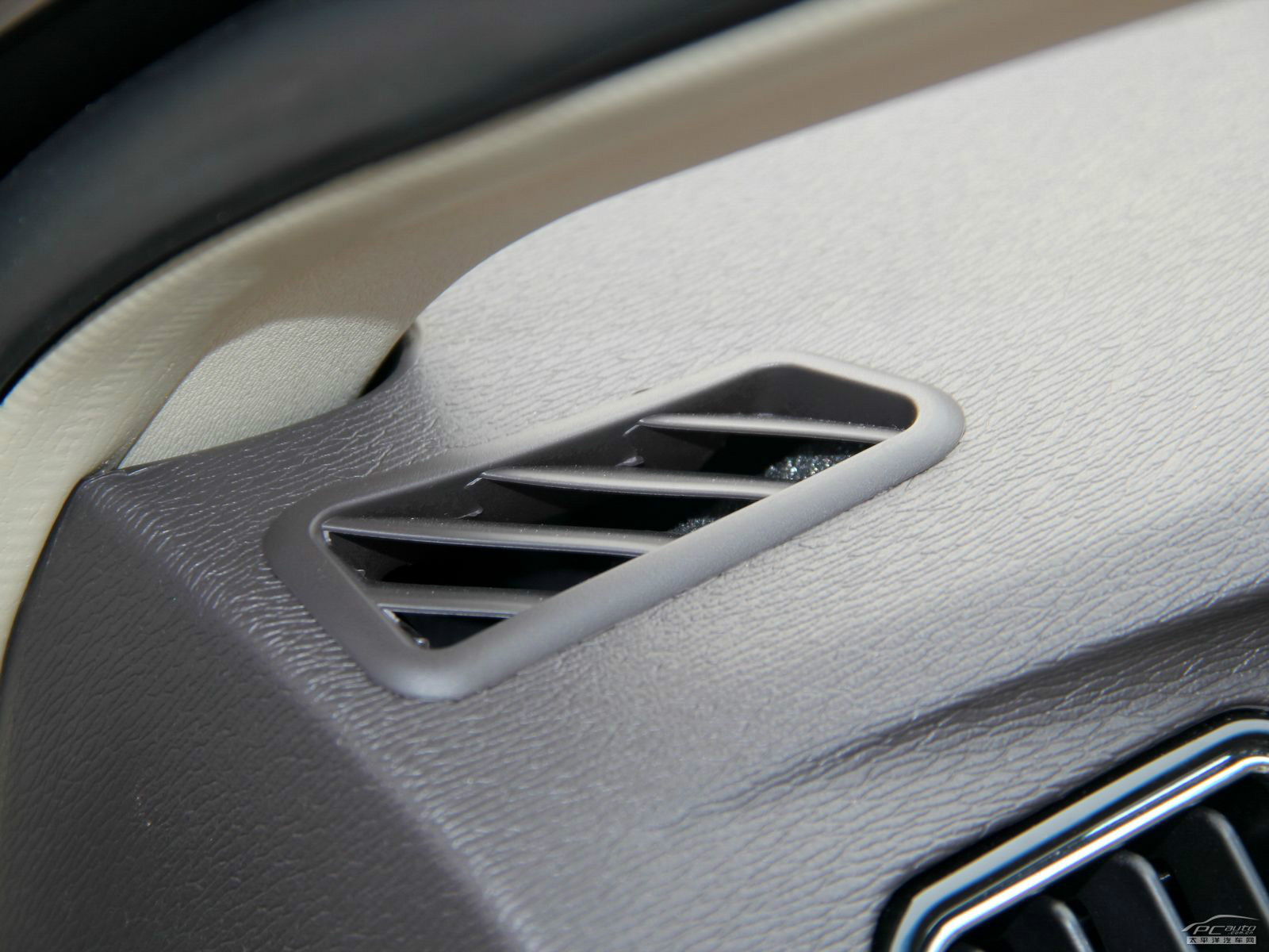 吉利GC7內飾高清大圖