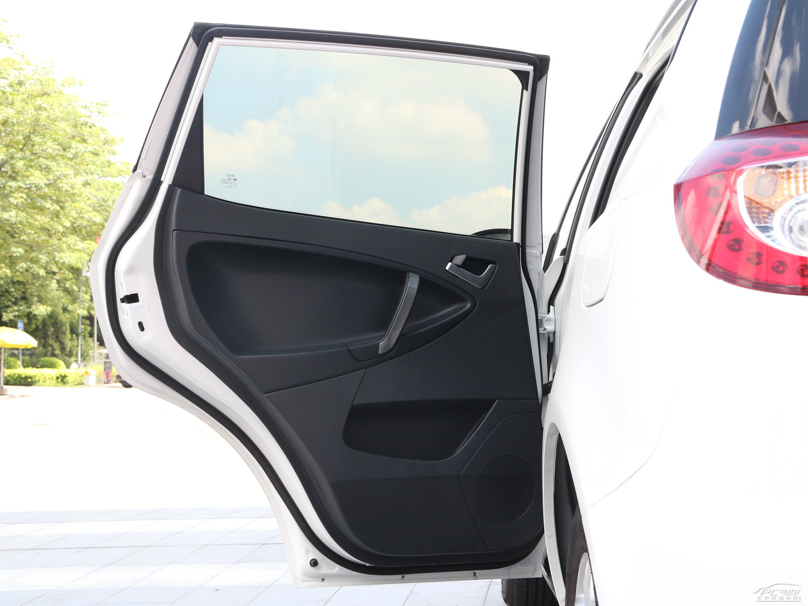 吉利GX7內(nèi)飾高清大圖