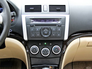 2013款 三廂 1.6L 自動旗艦版 2013款 三廂 1.6L 自動旗艦版