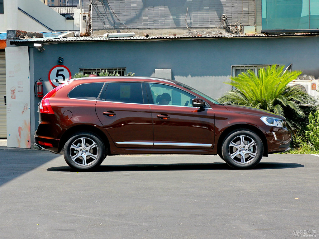 ɫ֠XC60(M(jn))܇^^DƬ