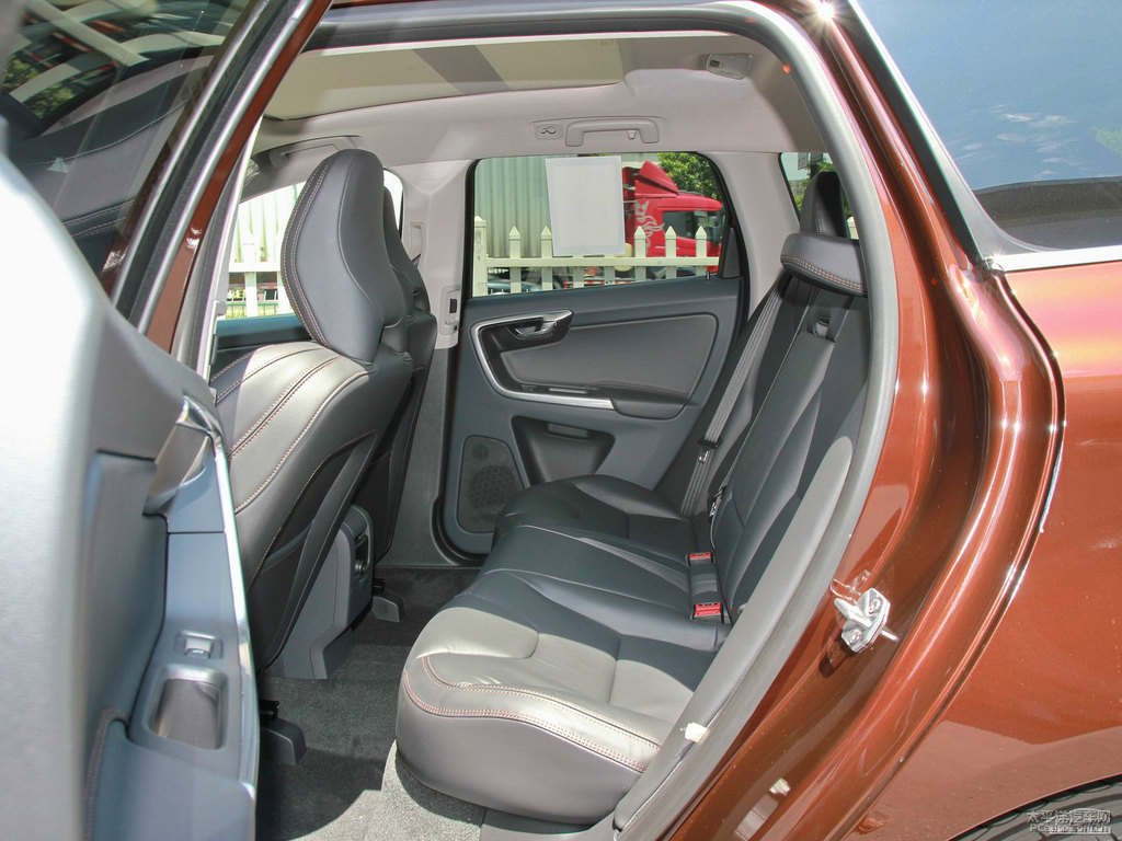 ɫ֠XC60(M(jn))΃(ni)DƬ