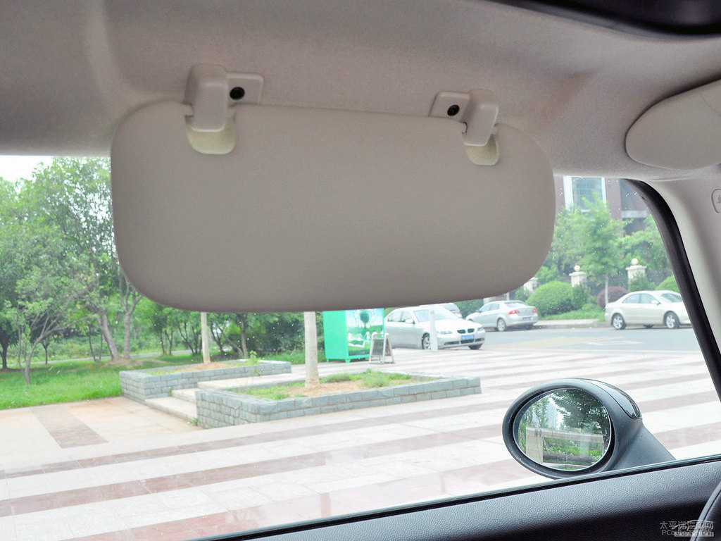 激光藍(lán)MINI CLUBMAN車廂內(nèi)飾圖片
