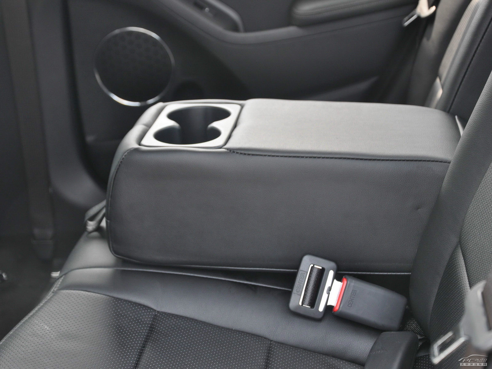 起亞K3空間高清大圖