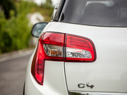 2013款 2.0L 四驅(qū)豪華版 2013款 2.0L 四驅(qū)豪華版