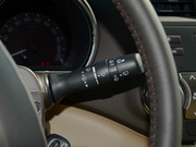 2012款 2.7L 兩驅豪華版 7座 2012款 2.7L 兩驅豪華版 7座