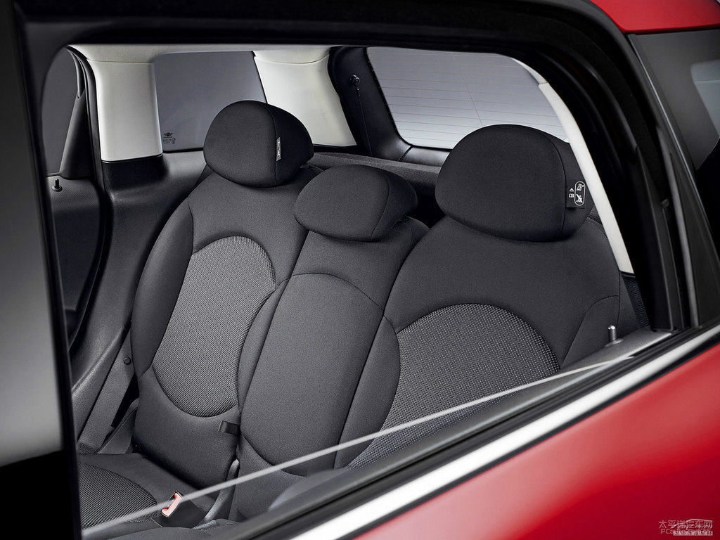 ɫtMINI COUNTRYMAN΃(ni)DƬ