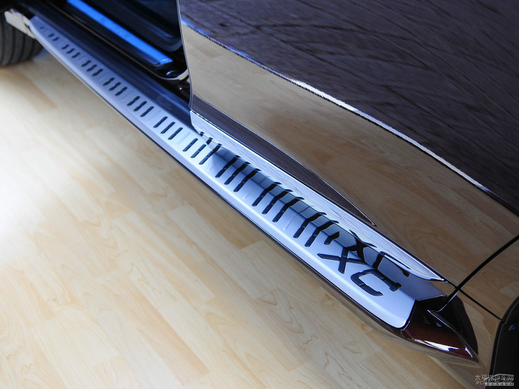 ɫ֠XC60(M(jn))܇^DƬ