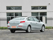 2013款 2.5L 豪華版 2013款 2.5L 豪華版