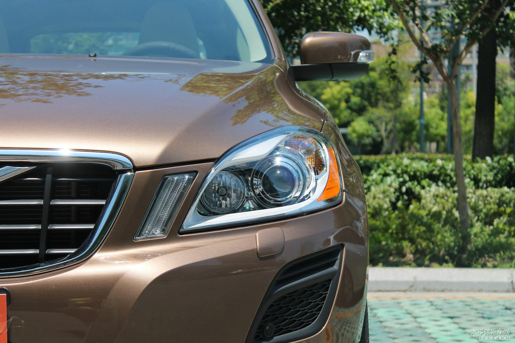 ~ɫ֠XC60(M(jn))^DƬ