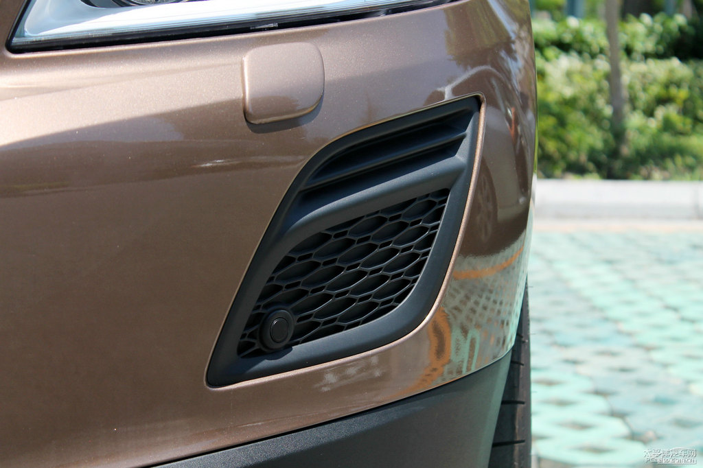~ɫ֠XC60(M(jn))^DƬ
