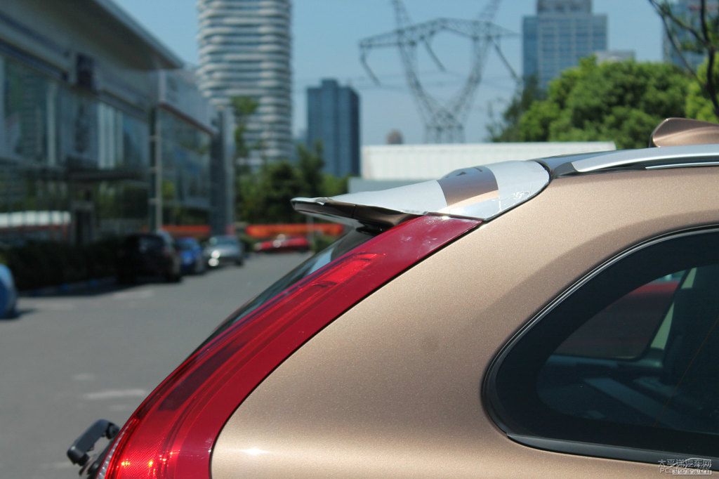 ~ɫ֠XC60(M(jn))^DƬ