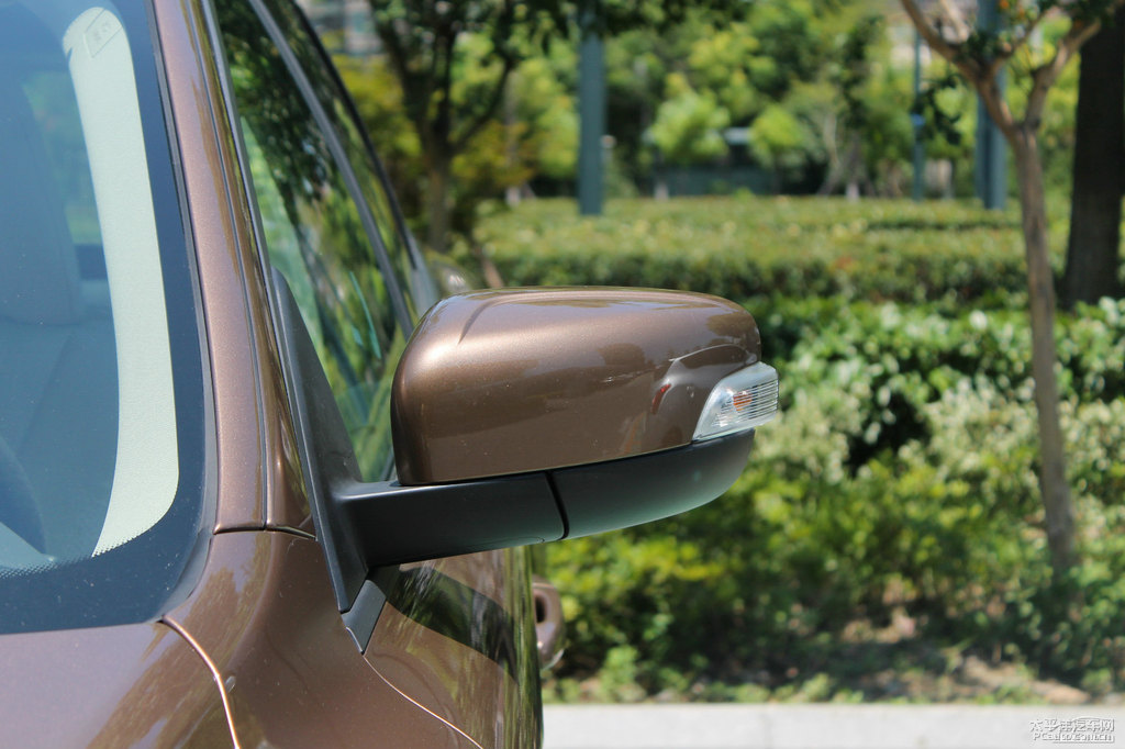 ~ɫ֠XC60(M(jn))^DƬ