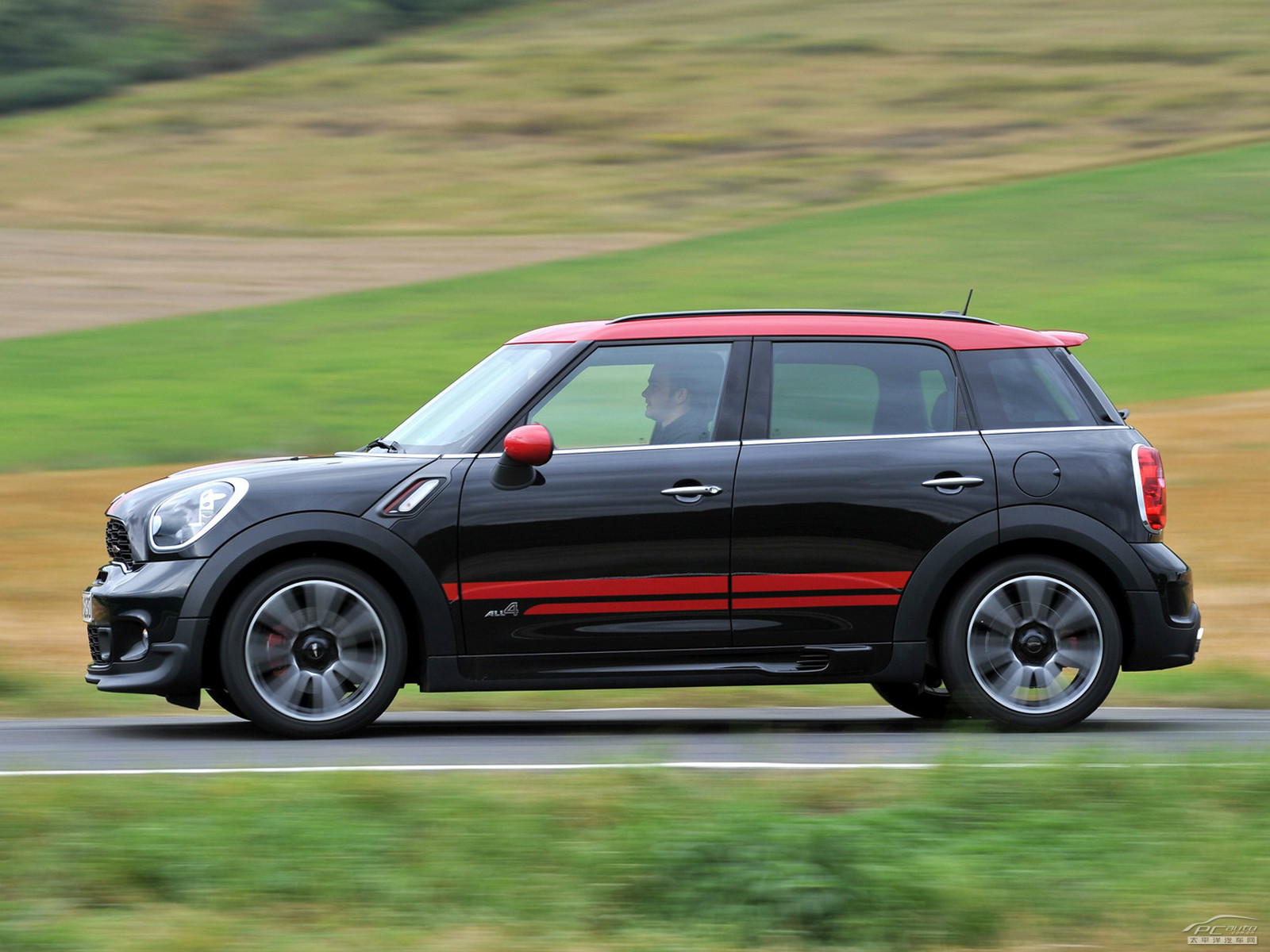 MINI JCW COUNTRYMAN外觀高清大圖