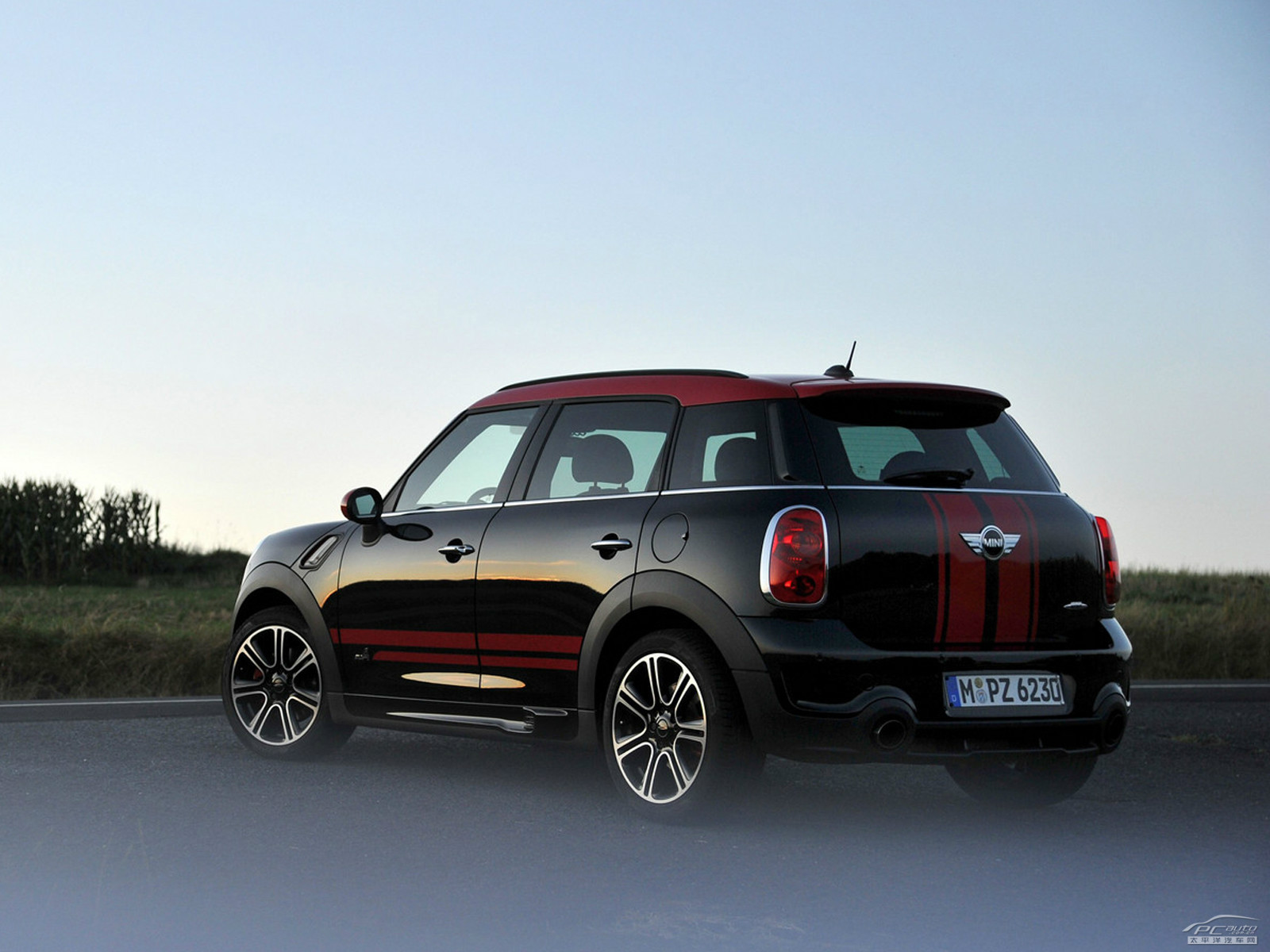 MINI JCW COUNTRYMAN外觀高清大圖