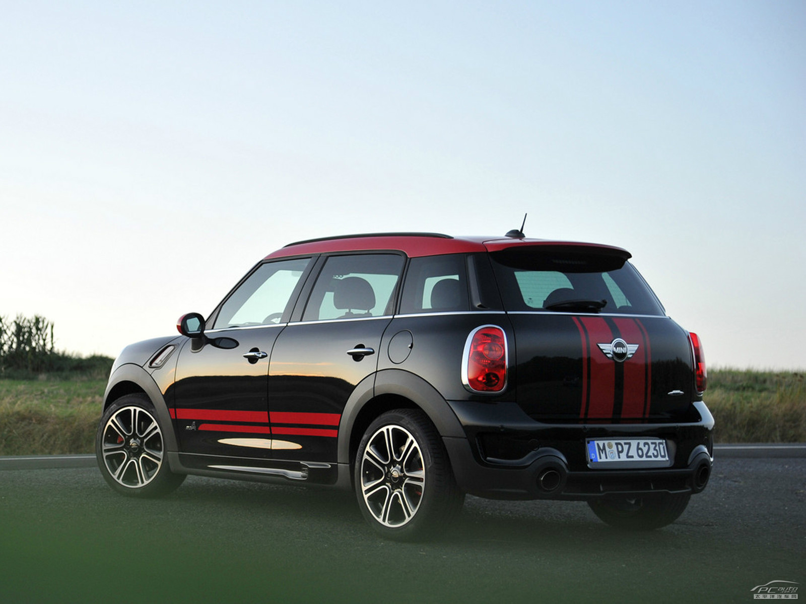 MINI JCW COUNTRYMAN外觀高清大圖