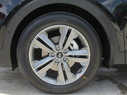 2013款 3.0L 7座四驅(qū)旗艦版 2013款 3.0L 7座四驅(qū)旗艦版