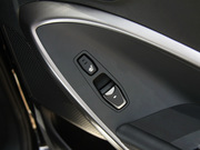 2013款 3.0L 7座四驅(qū)旗艦版 2013款 3.0L 7座四驅(qū)旗艦版