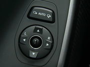 2013款 3.0L 7座四驅(qū)旗艦版 2013款 3.0L 7座四驅(qū)旗艦版