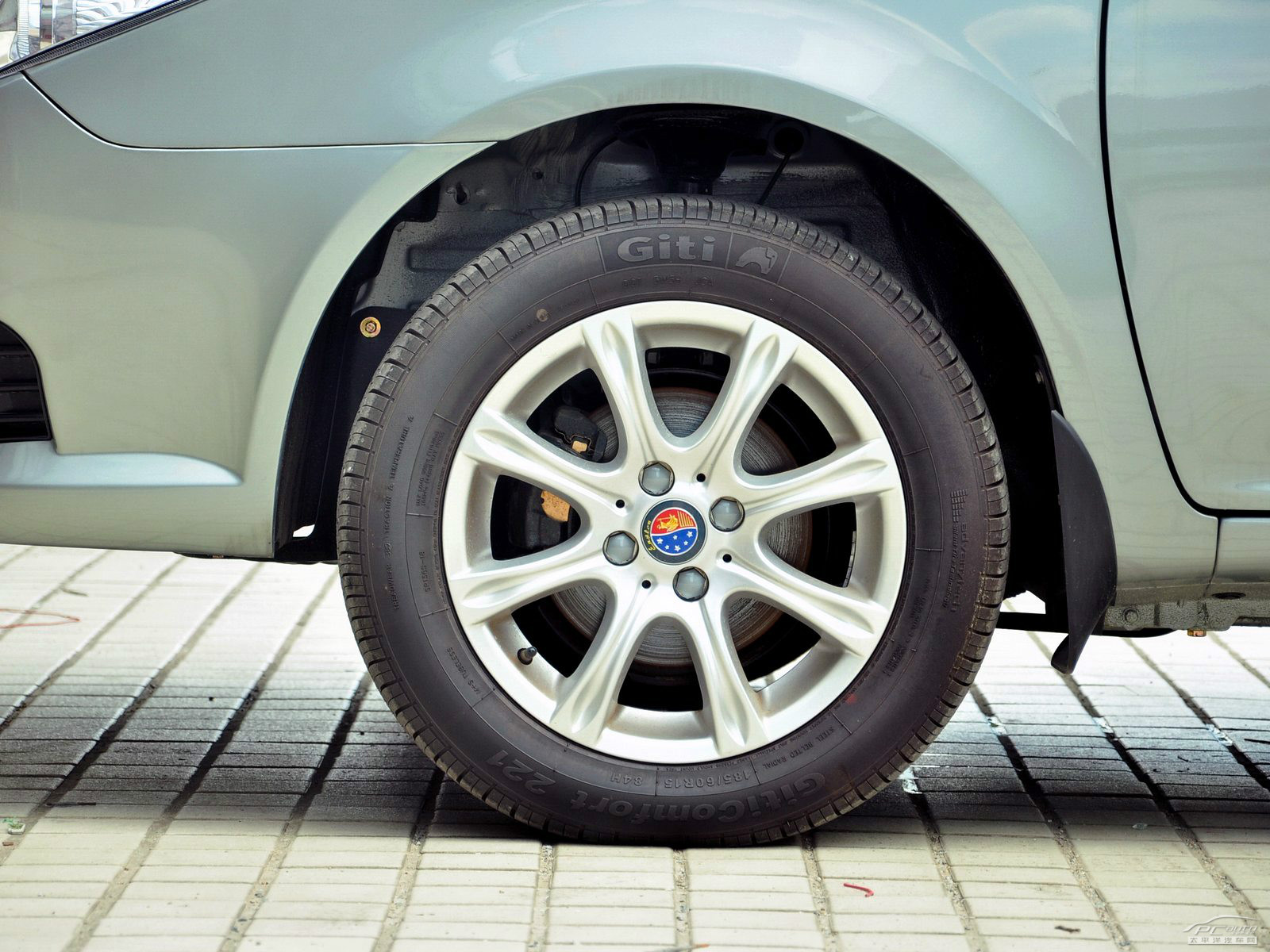 新金剛外觀高清大圖