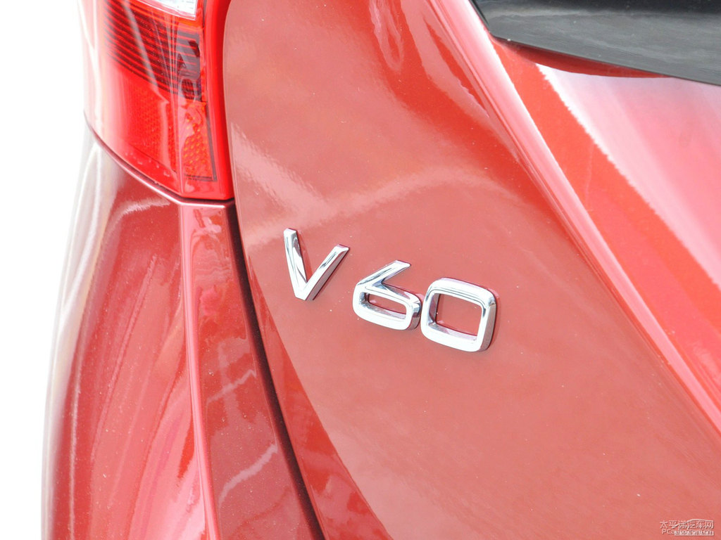 沃爾沃V60車尾外觀圖片