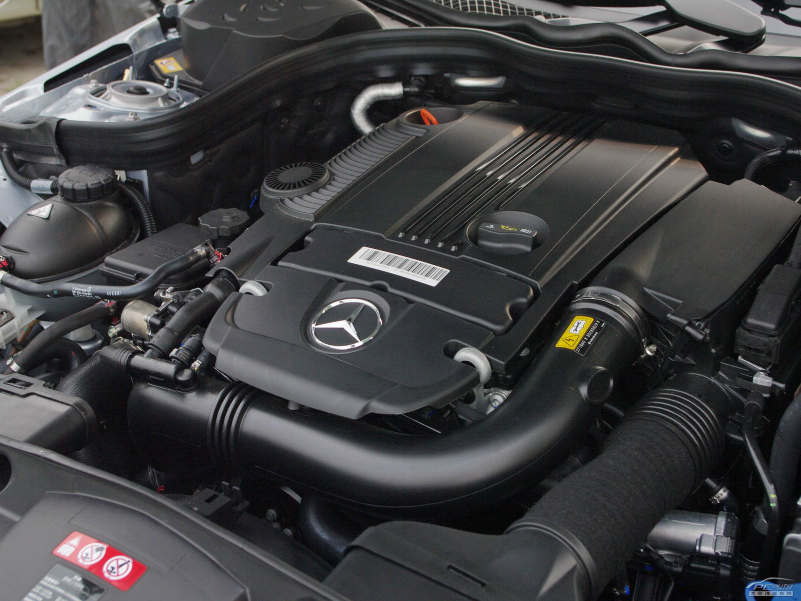 奔馳E級(jí)細(xì)節(jié)高清大圖