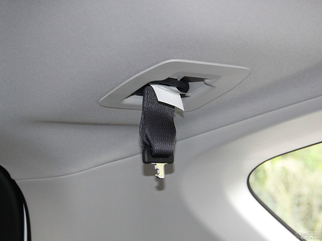 超級白RAV4榮放車廂內(nèi)飾圖片