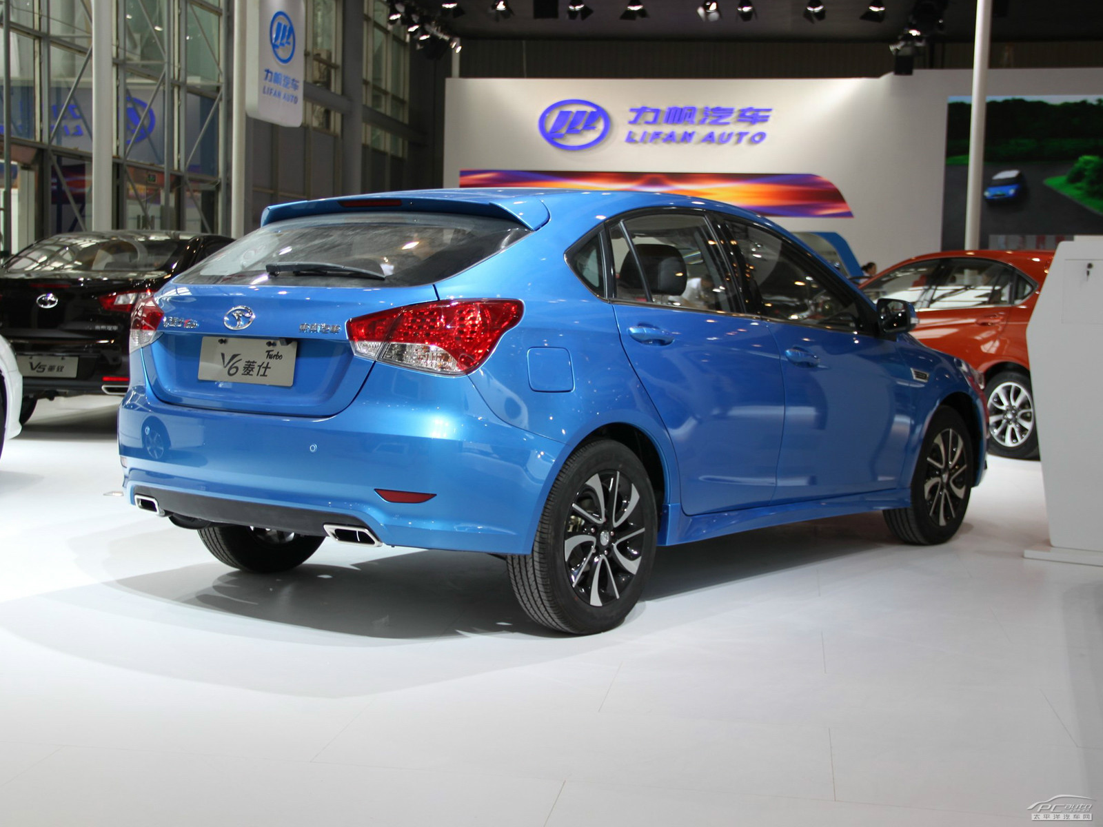 V6菱仕外觀高清大圖
