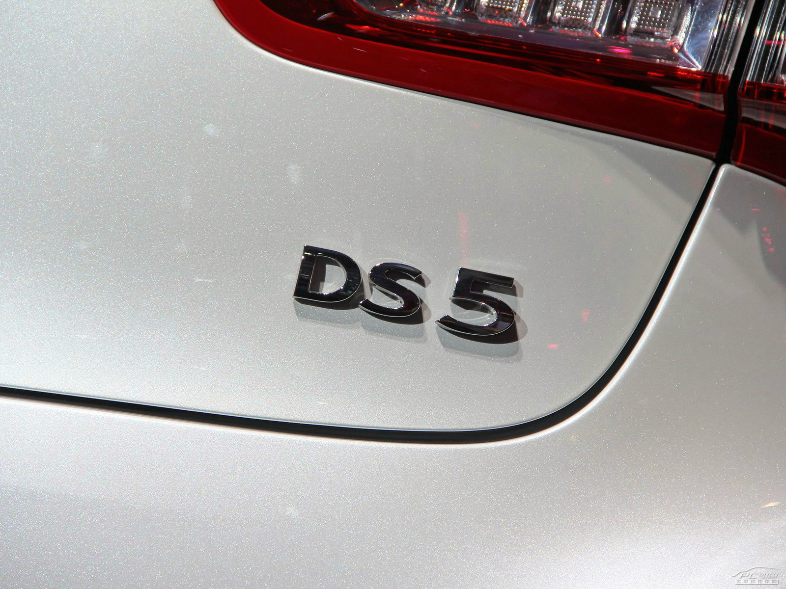 DS 5外觀高清大圖