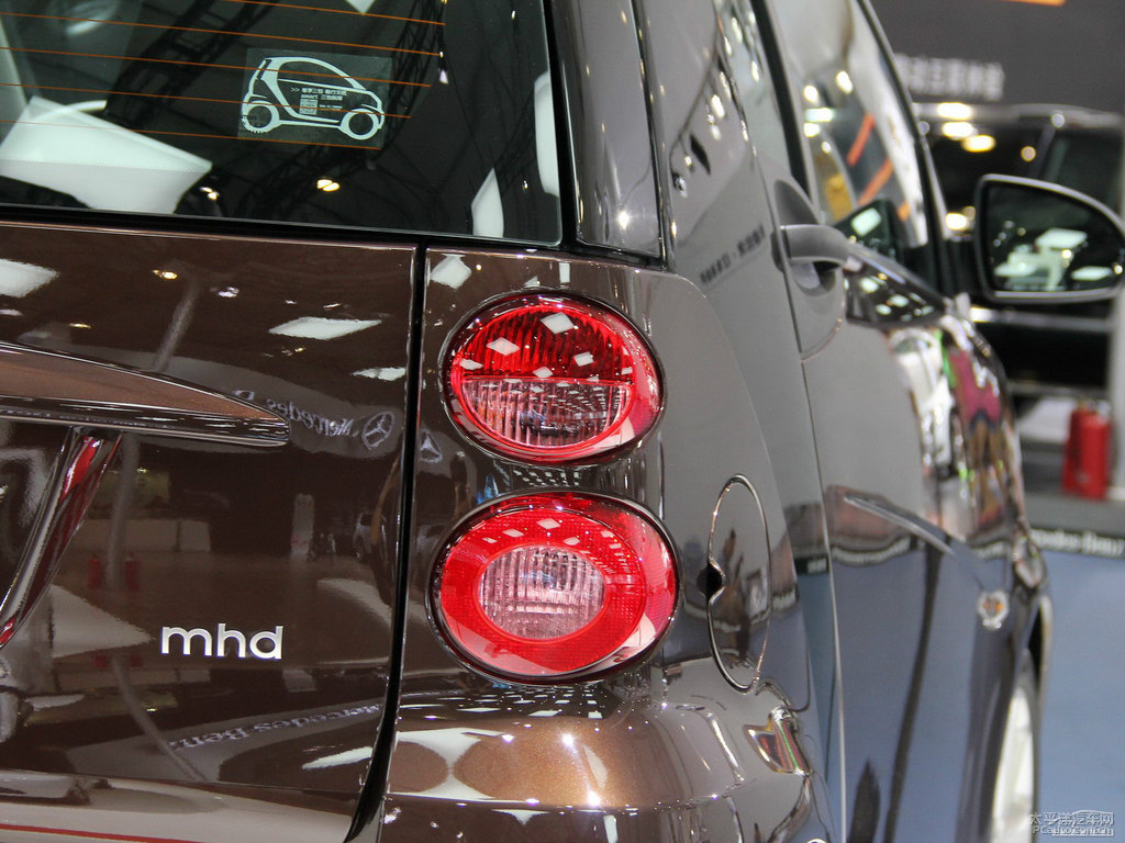 ɿɫsmart fortwo܇β^DƬ