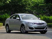2013款 550D 1.8T AT 品臻版 2013款 550D 1.8T AT 品臻版
